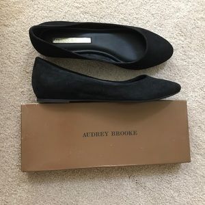 ASHLEY BROOK BALLET FLATS SIZE 9